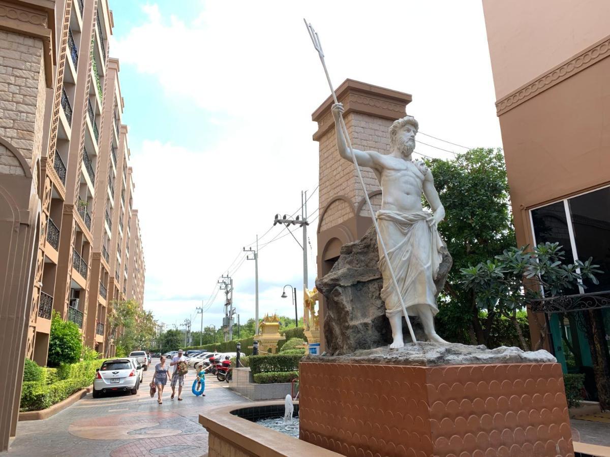 Atlantis Condo Resort Jomtien Beach Extérieur photo