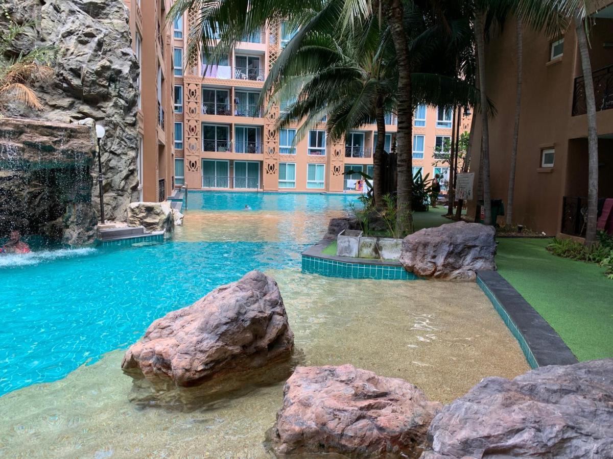 Atlantis Condo Resort Jomtien Beach Extérieur photo