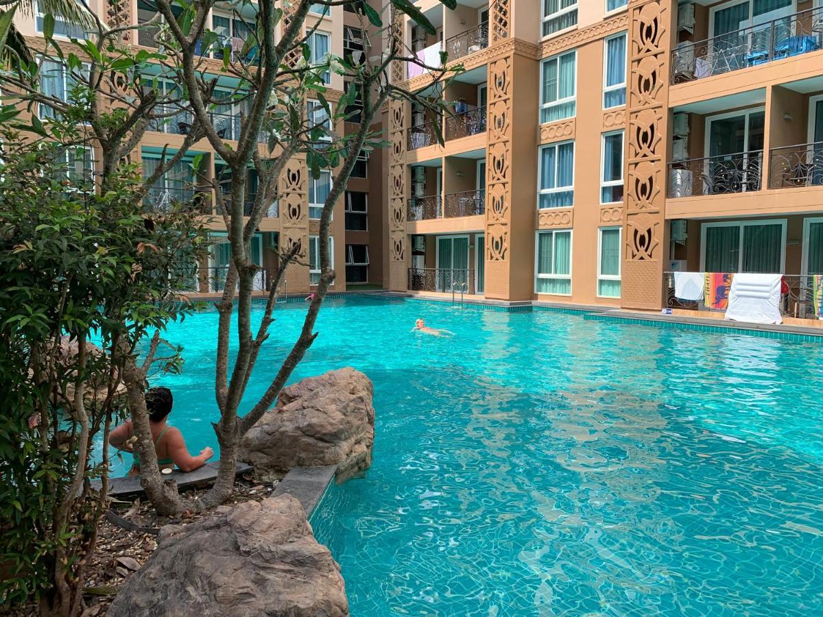 Atlantis Condo Resort Jomtien Beach Extérieur photo