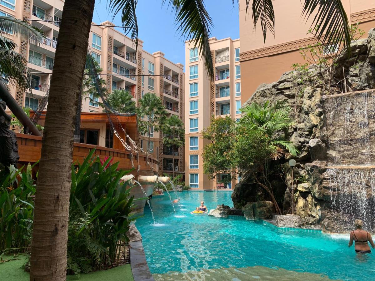 Atlantis Condo Resort Jomtien Beach Extérieur photo