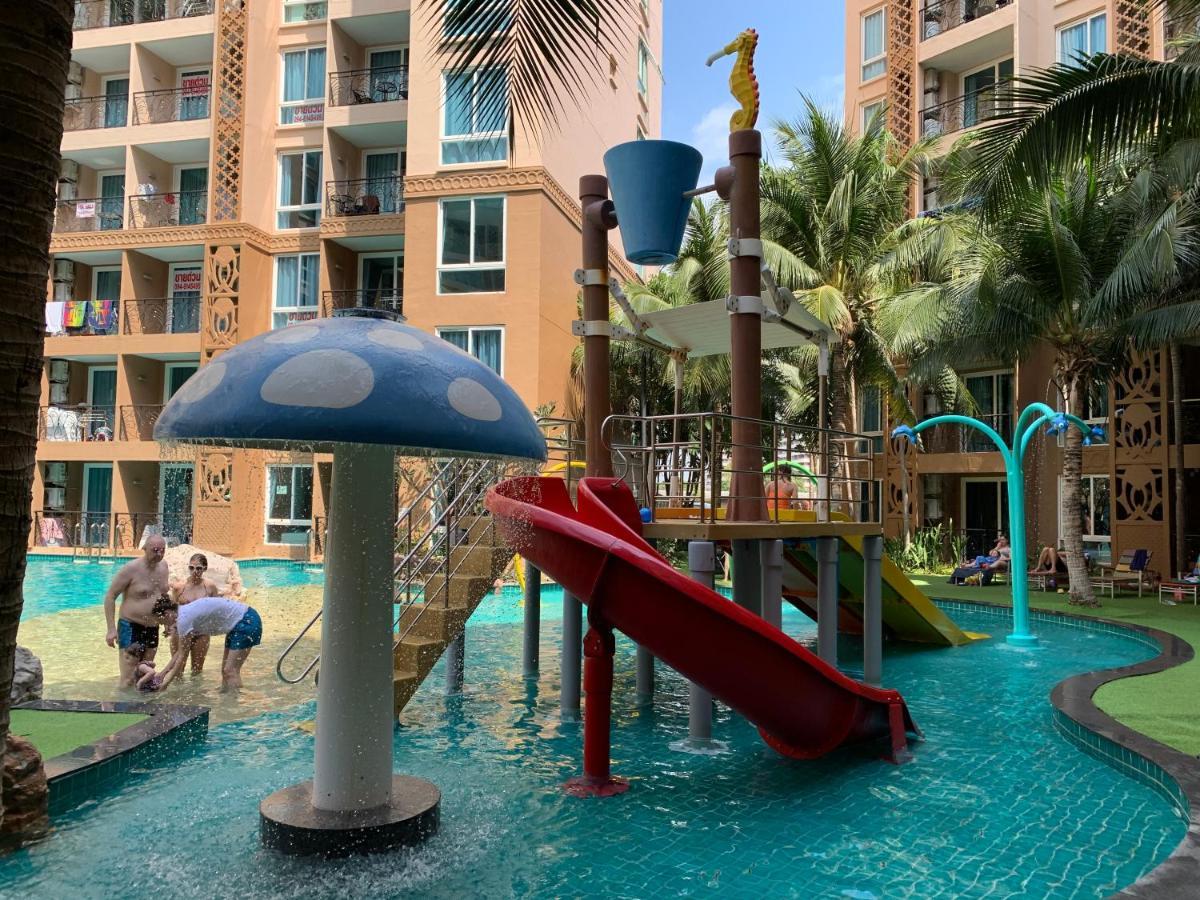 Atlantis Condo Resort Jomtien Beach Extérieur photo