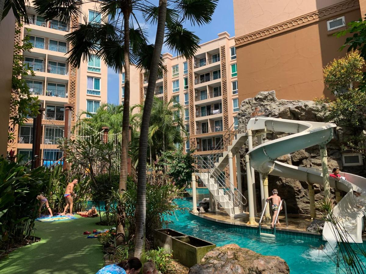 Atlantis Condo Resort Jomtien Beach Extérieur photo