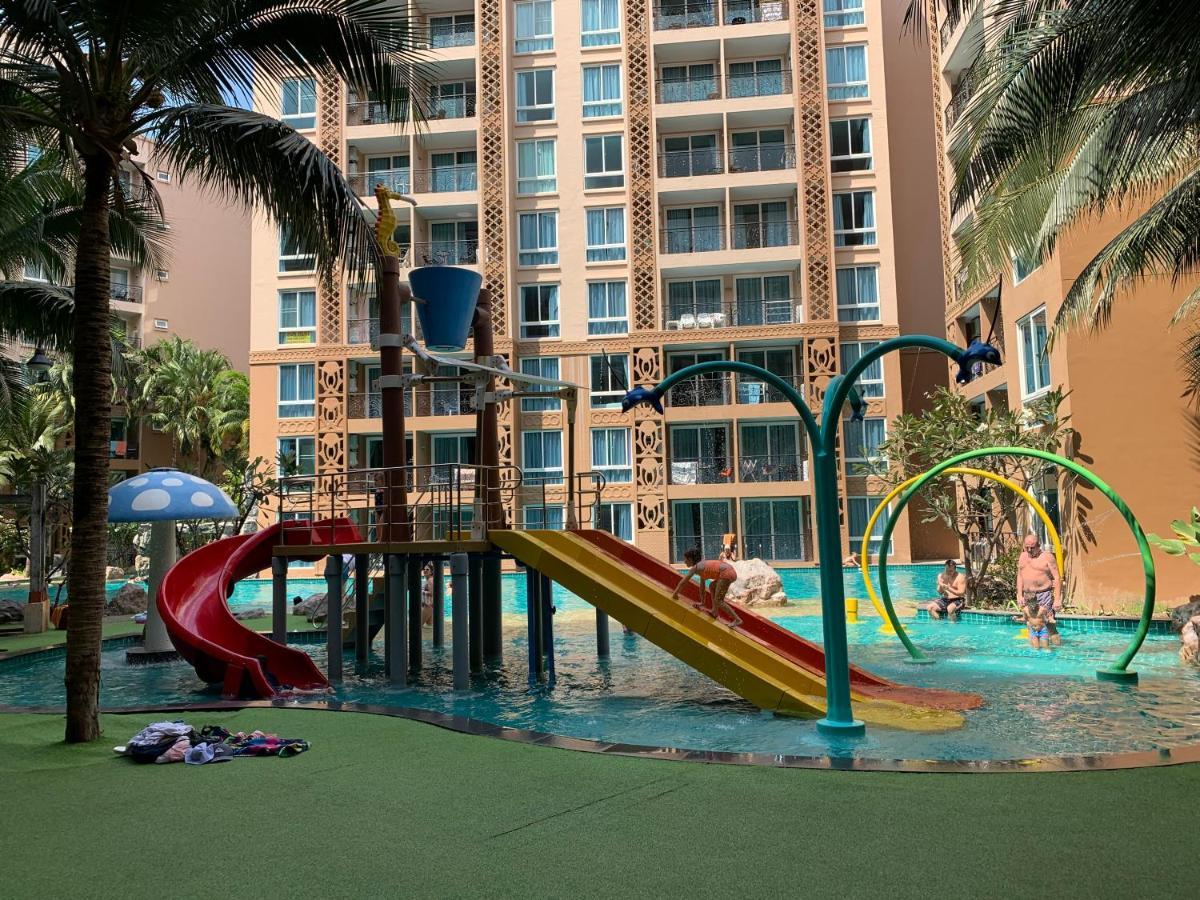 Atlantis Condo Resort Jomtien Beach Extérieur photo
