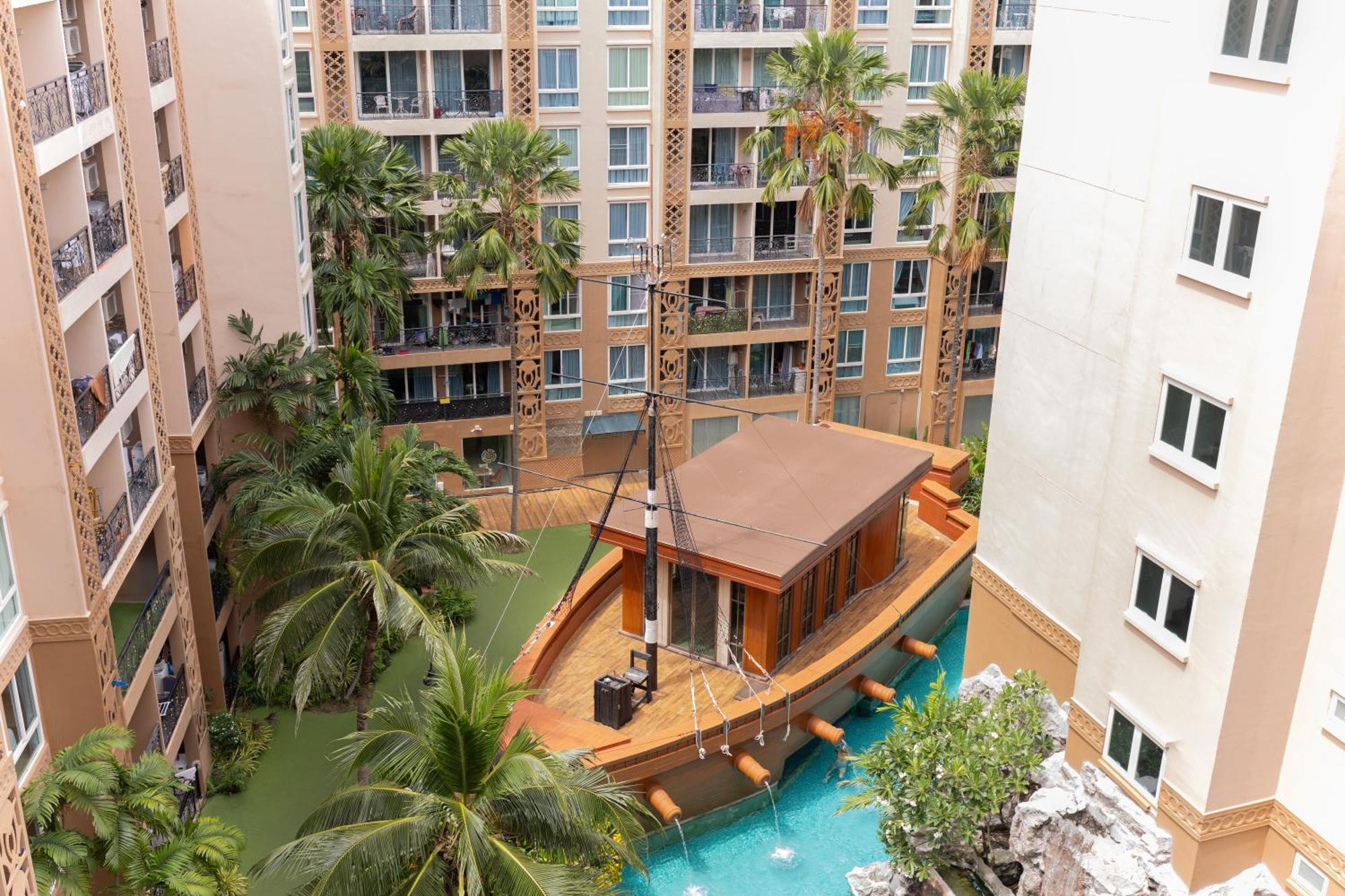 Atlantis Condo Resort Jomtien Beach Extérieur photo