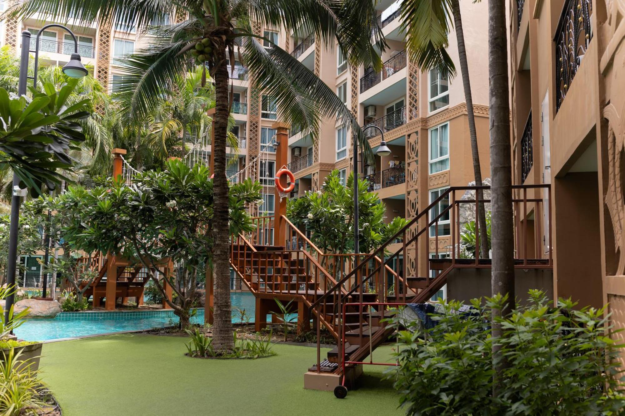 Atlantis Condo Resort Jomtien Beach Extérieur photo