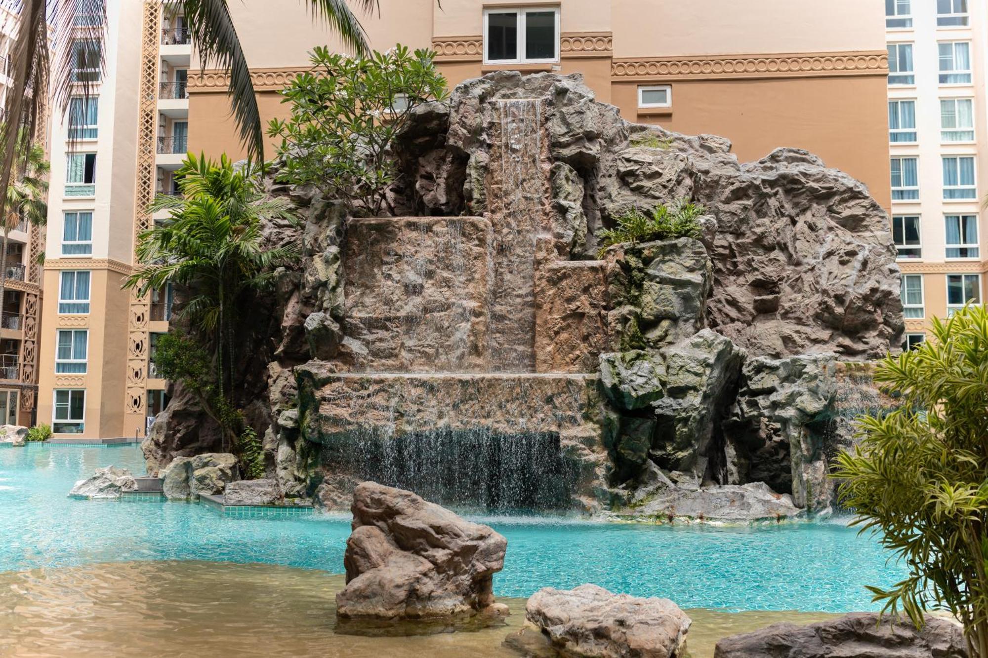Atlantis Condo Resort Jomtien Beach Extérieur photo